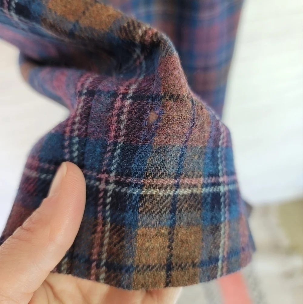PENDLETON 100% WOOL PLAID VINTAGE PENCIL SKIRT, SZ 10 PETITE